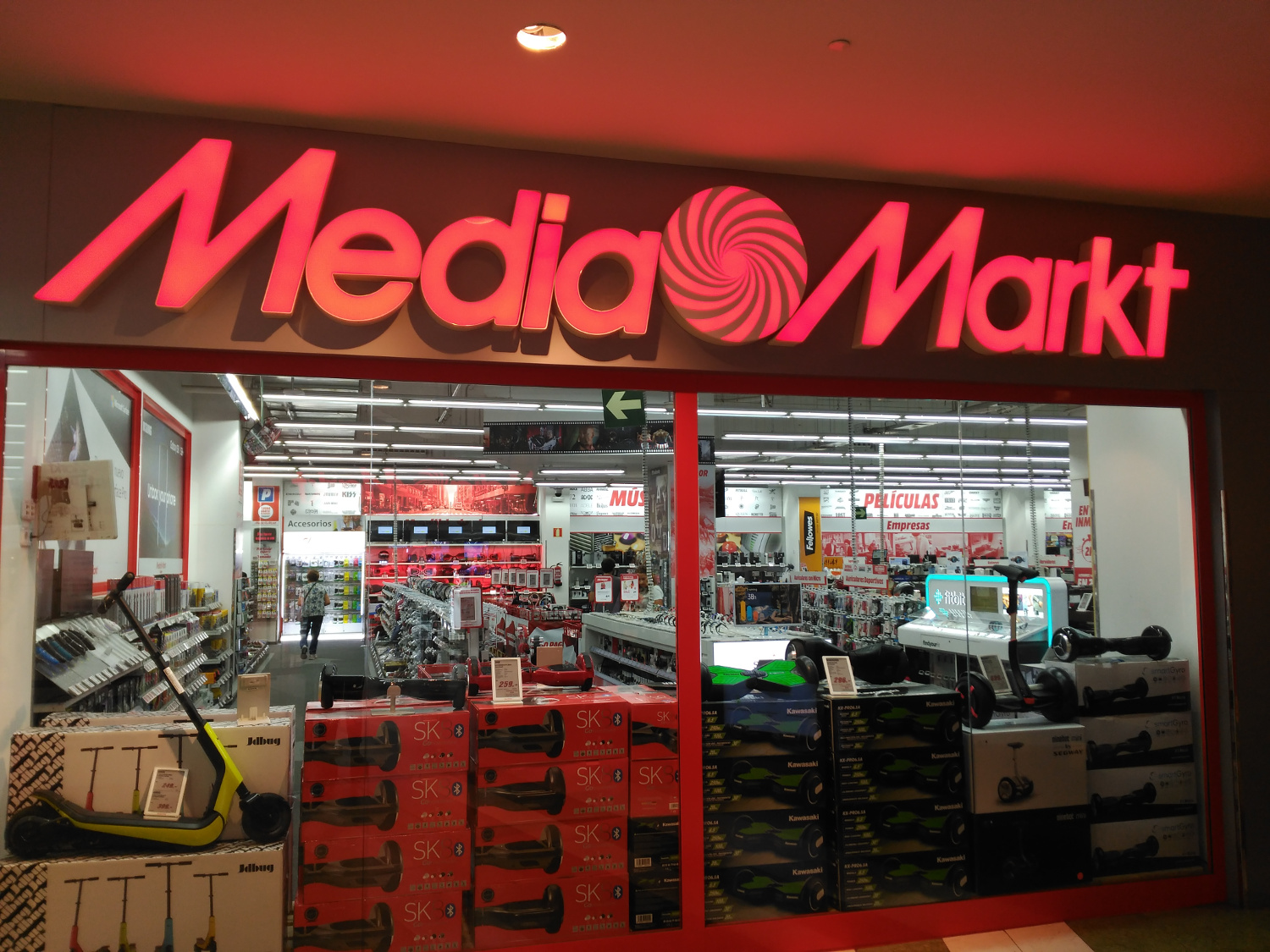 Más de 200.000 personas visitan Media Markt desde su apertura en